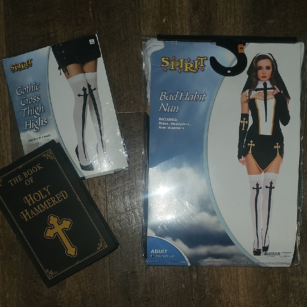 Nun Costume w/ Accessories